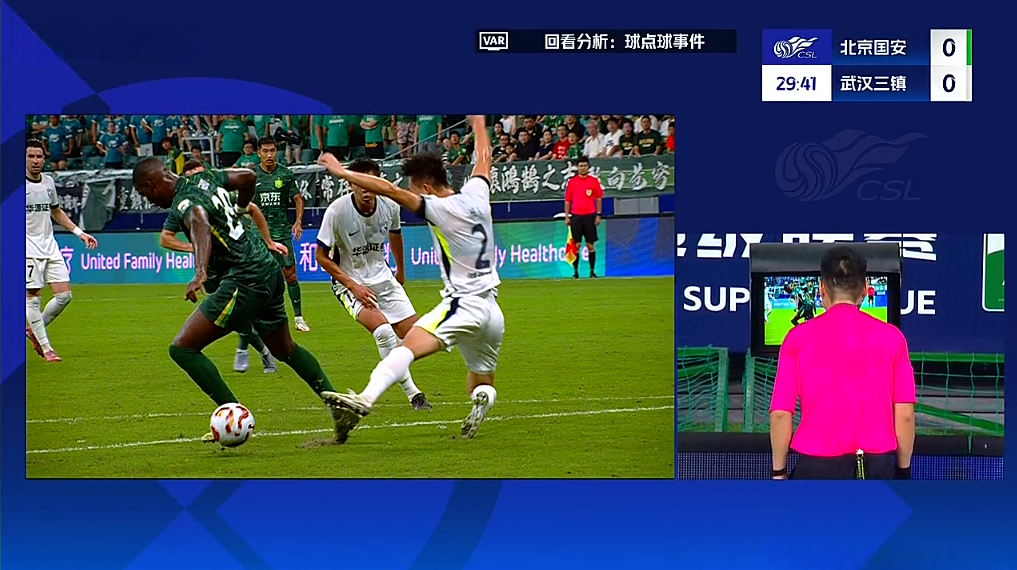 恐怖踢法重回中超？北京国安疑似海港附体：联赛争冠愈发扑朔迷离